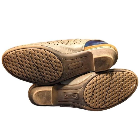 Cobb Hill by New Balance Tan Sandals - Picture 5 of 9